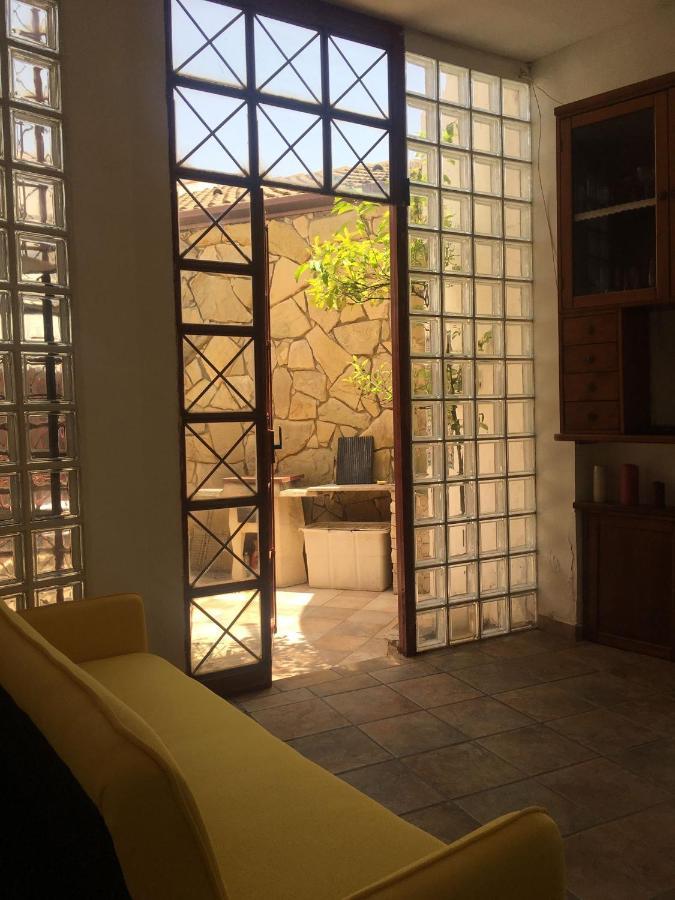 Stria House Villa Mazzarino Luaran gambar