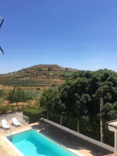 Stria House Villa Mazzarino Luaran gambar